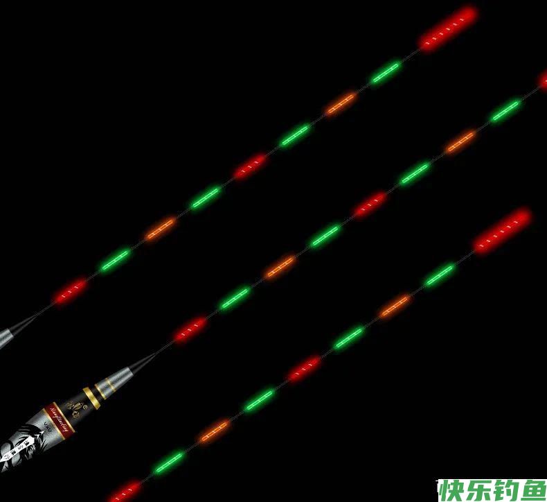 夜钓用夜光漂好，还是夜钓灯好？大神给你分析